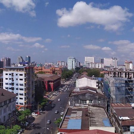 Queen'S Park Hotel Yangon Exterior foto