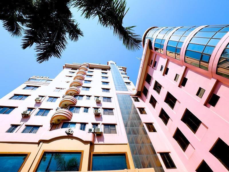 Queen'S Park Hotel Yangon Exterior foto