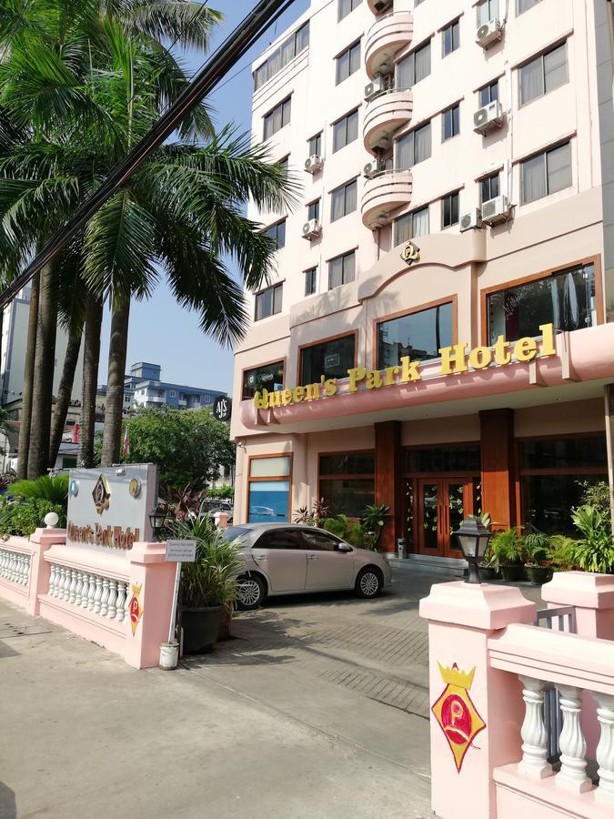 Queen'S Park Hotel Yangon Exterior foto